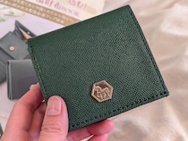 脚本家・占い師の中園ミホさん監修！金運アップ「福財布」が付録で登場！