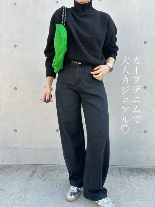 UNIQLO：C「ローゲージハイネックセーター」