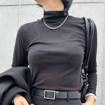 【GU】990円は凄い！レイヤードに大活躍「名品シアーT」は大人買い必至