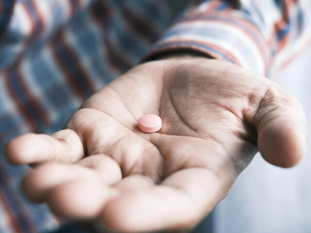 【肝斑治療】トラネキサム酸「量が多くても効果変わらず」と研究報告