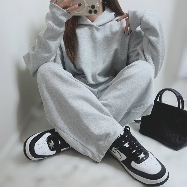 UNIQLO:C「スウェットオーバーサイズプルパーカ」