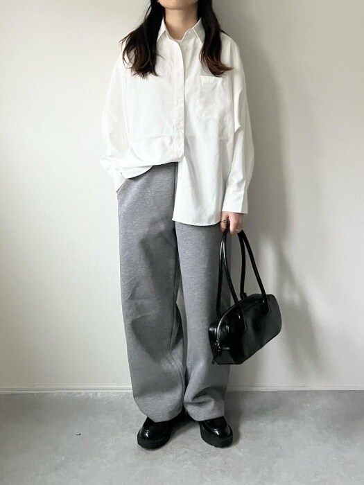 UNIQLO：C「スウェットワイドパンツ」