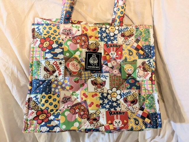 SCRAP PATCHWORK柄のスクエア型トートバッグ全体