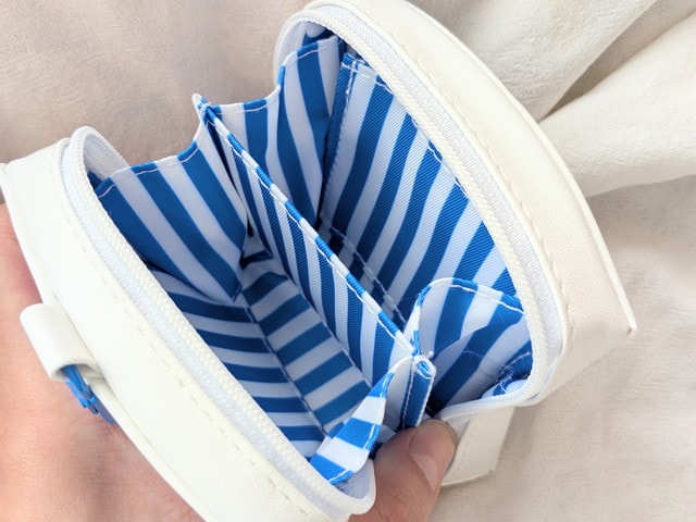 ミニポーチ 開閉状態と収納イメージ