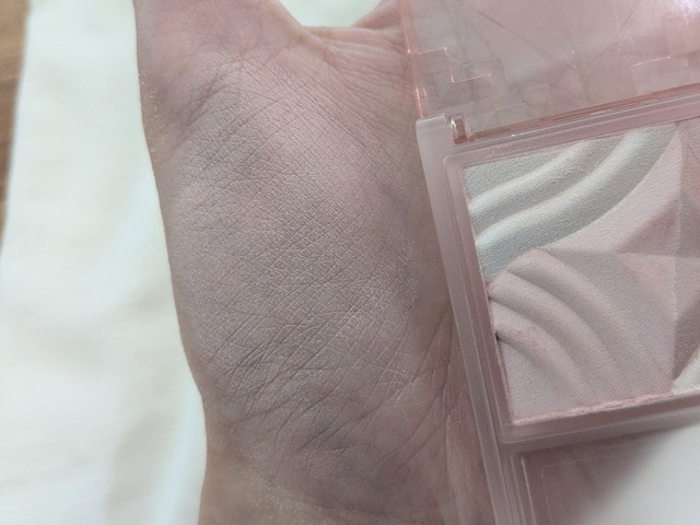 セザンヌ ブレンドカラーチーク 03 サクラミルフィーユ スウォッチ2