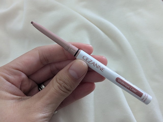 セザンヌ アンダーアイライナー 01 影色ピンク 商品