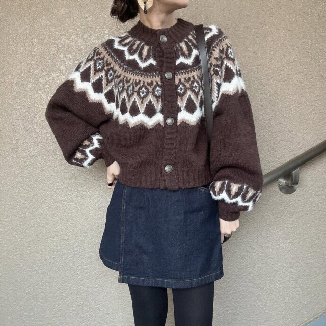 GU「デニムラップスコート」