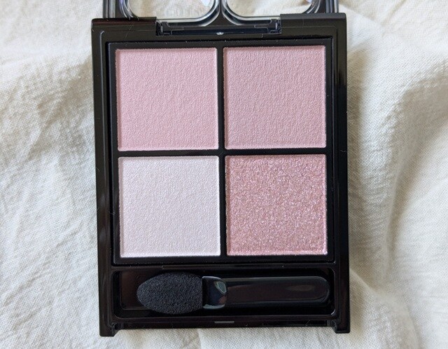 「ケイト ポッピングシルエットシャドウ」の写真