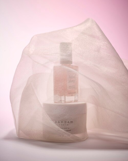 DAMDAMもちもちルミナスクリーム×manucuristアクティブプランプ