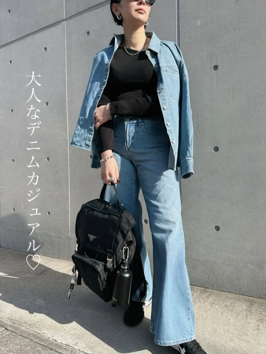 UNIQLO：C「ローライズワイドジーンズ」