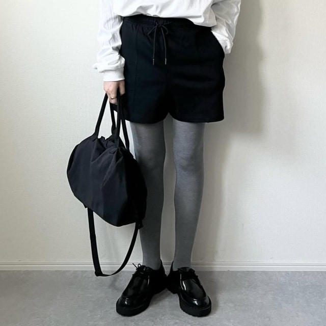 GU「スウェットショートパンツ」