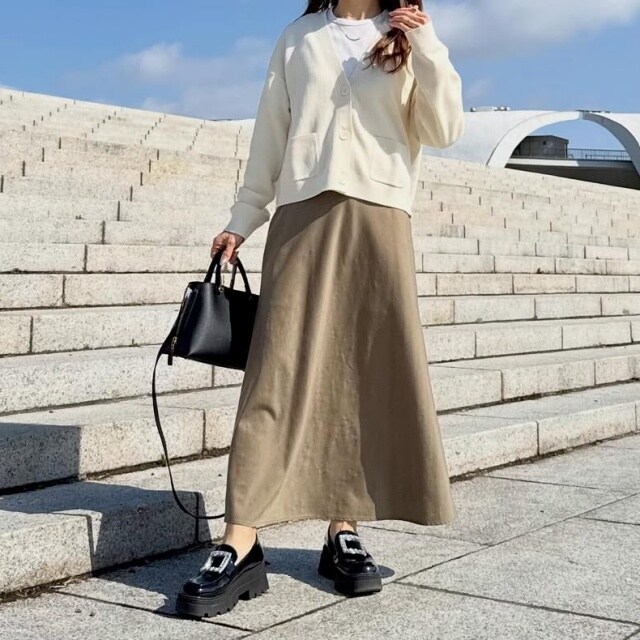 UNIQLO「スムースコットンVネックショートカーディガン」