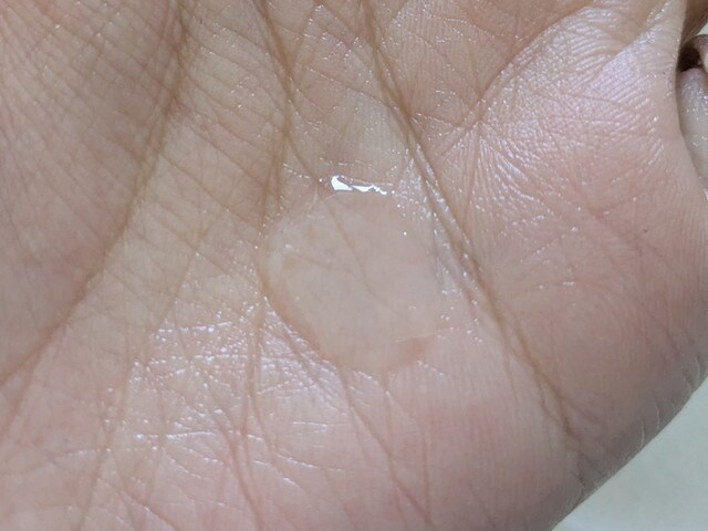 キュレル 角層深部バリア美容液 テクスチャー