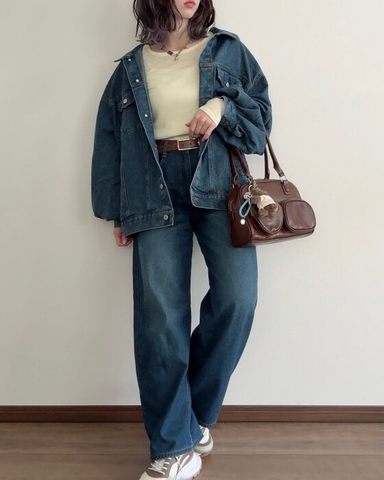 しまむら「フライスラウンドクルーネックTシャツ」