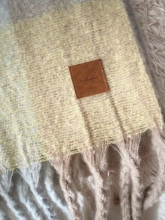 しまむら「チェックフリンジマフラー」