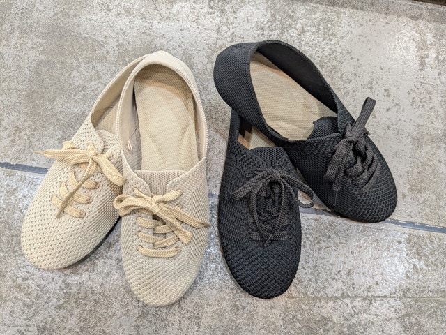 2色の雲の上Wニットフラットシューズ