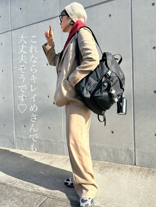 UNIQLO：C「スウェットオーバーサイズプルパーカ」