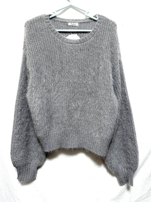 しまむら「ラメシャギーニットプルオーバー」