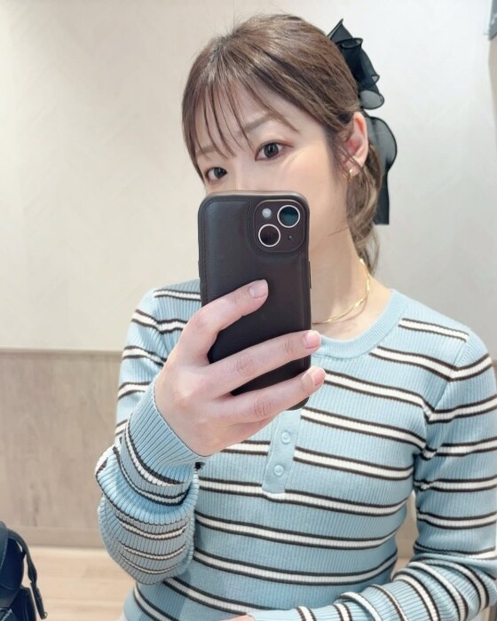 しまむら「AT12GMボーダーヘンリーネックプルオーバー」