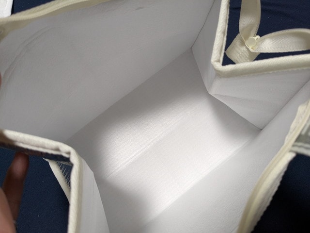 ミッフィー保冷ランチバッグ 内側