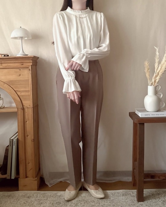 しまむら「TPUテーパードパンツ」