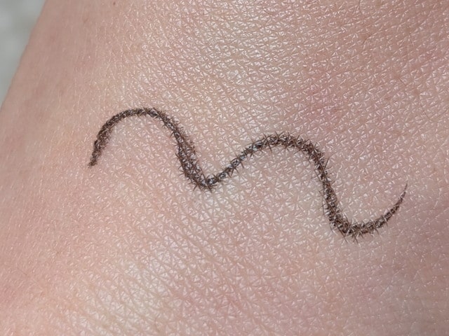 絵画リキッドアイライナー01ブラック スウォッチ