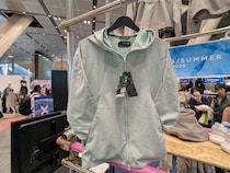 「着ている方が涼しい♡」昨年即完売のワークマンXShelterフーディーが進化して登場