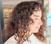 くせ毛・天然パーマさん縮毛矯正ちょっと待った！くせ毛専門ブランド「Curly Me（カーリーミー）」から新作トリートメント