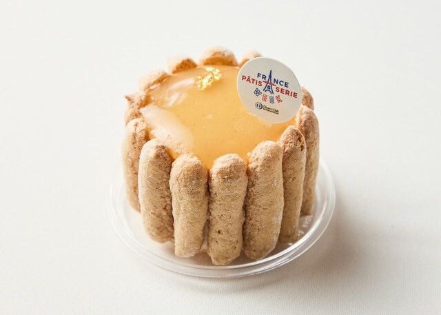 LE CHOCOLAT DE H「シャルロットポワール」。能登産そば蜂蜜を使用した洋梨のシャルロット