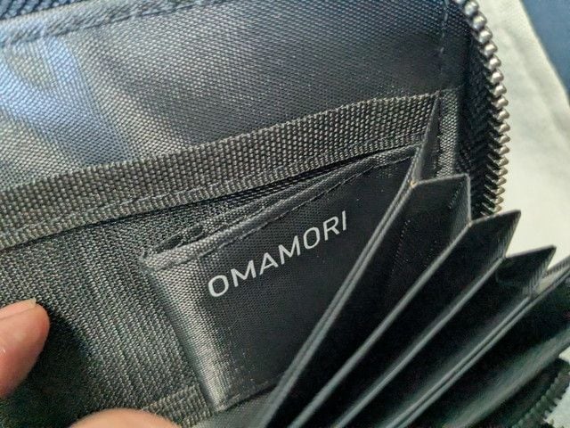 JAM HOME MADE 超仕分け財布 OMAMORIポケットのアップ