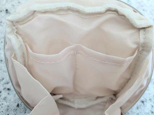 内側ポケット部分のアップ写真