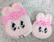 【セブン限定】可愛すぎて二度見！エスターバニーのふわふわポーチが2種同時発売♡