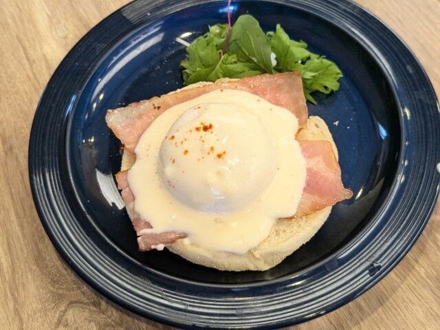 エッグベネディクト