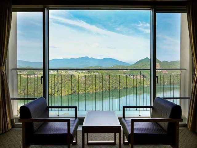恵那峡温泉ホテル ゆずり葉の客室からの眺望