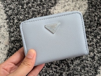ローソンでも買える！高級感が話題の大人気財布、夏限定カラーが2色登場♡