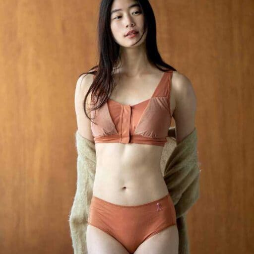 flufeelの新作ブラ♡フロントオープンで心地よくサポート