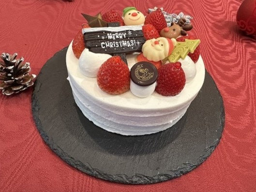 帝国ホテル 大阪のクリスマスケーキです。
