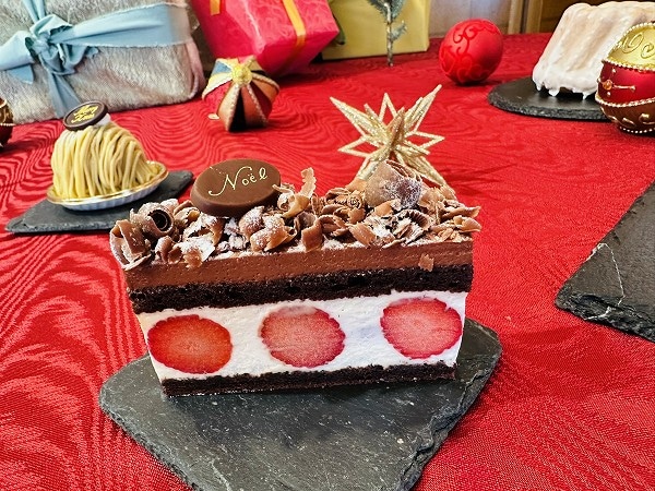 帝国ホテル 大阪のクリスマスケーキです。