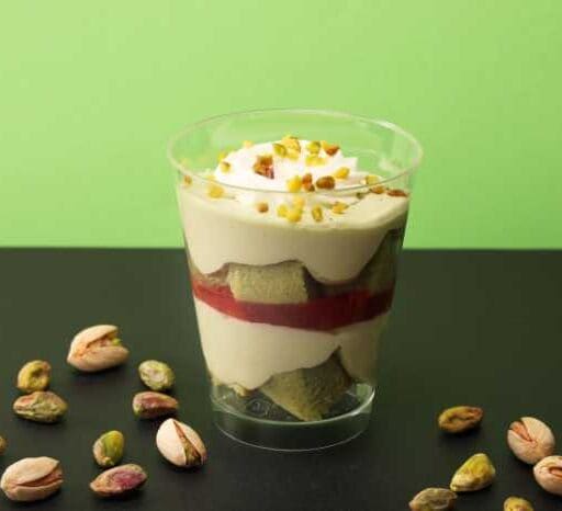 ザ・キャピトルホテル 東急 安里哲也シェフ監修！ローソン限定スイーツが贅沢♡