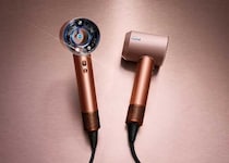 ダイソンビューティー限定カラー登場♡「シャンパンロゼ」ドライヤー誕生