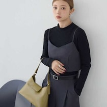 「BAMBI WATER」カップ付きTシャツで理想のシルエット！