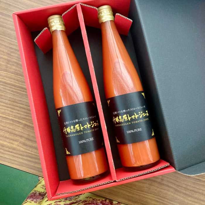 丹那高原トマトジュースの720ml瓶化粧箱入り