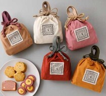 紀ノ国屋の「コーデュロイスイーツバッグ」が登場♡秋色に包まれる癒しギフト