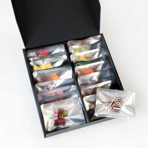 「パパブブレ」のギフトコレクションが登場！シックなデザインのキャンディセット