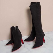 「ダイアナ」から美脚ブーツが登場♡ 限定レッドソールで魅せる秋の足元