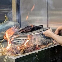 グランドメニューがリニューアル!臨場感のある藁焼きの実演もある大衆酒場｢四国酒場｣(大阪)