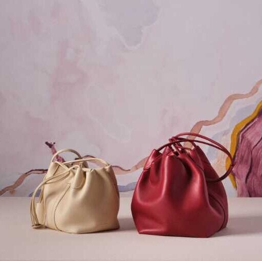 ロロ・ピアーナ新作♡柔らかくしなやかなベイル・ソフティ・バッグ