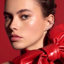 【AHKAHホリデー】凛とした輝きをまとうプラチナジュエリーが登場♡限定特典付