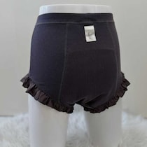 ÉCRUから初潮世代に寄り添う新作♡安心とおしゃれを両立するジュニア吸水ショーツ登場