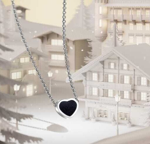 ショパールのホリデーに輝く♡限定「マイ ハッピーハート」ネックレスが登場